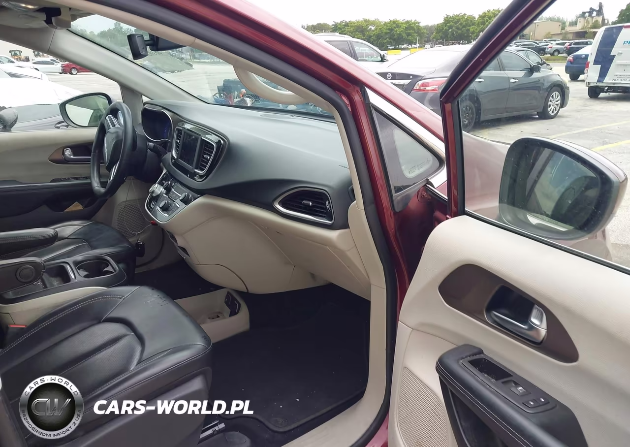 2020 Chrysler Voyager Lxi VIN:2C4RC1DG4LR262335 - 5
