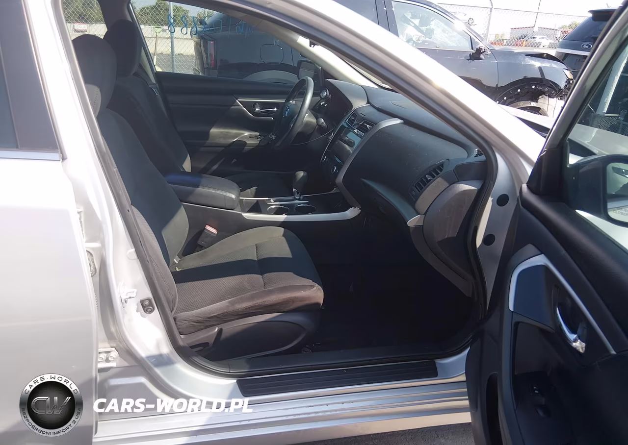 2015 Nissan Altima 2.5 S VIN:1N4AL3AP5FC487167 - 5