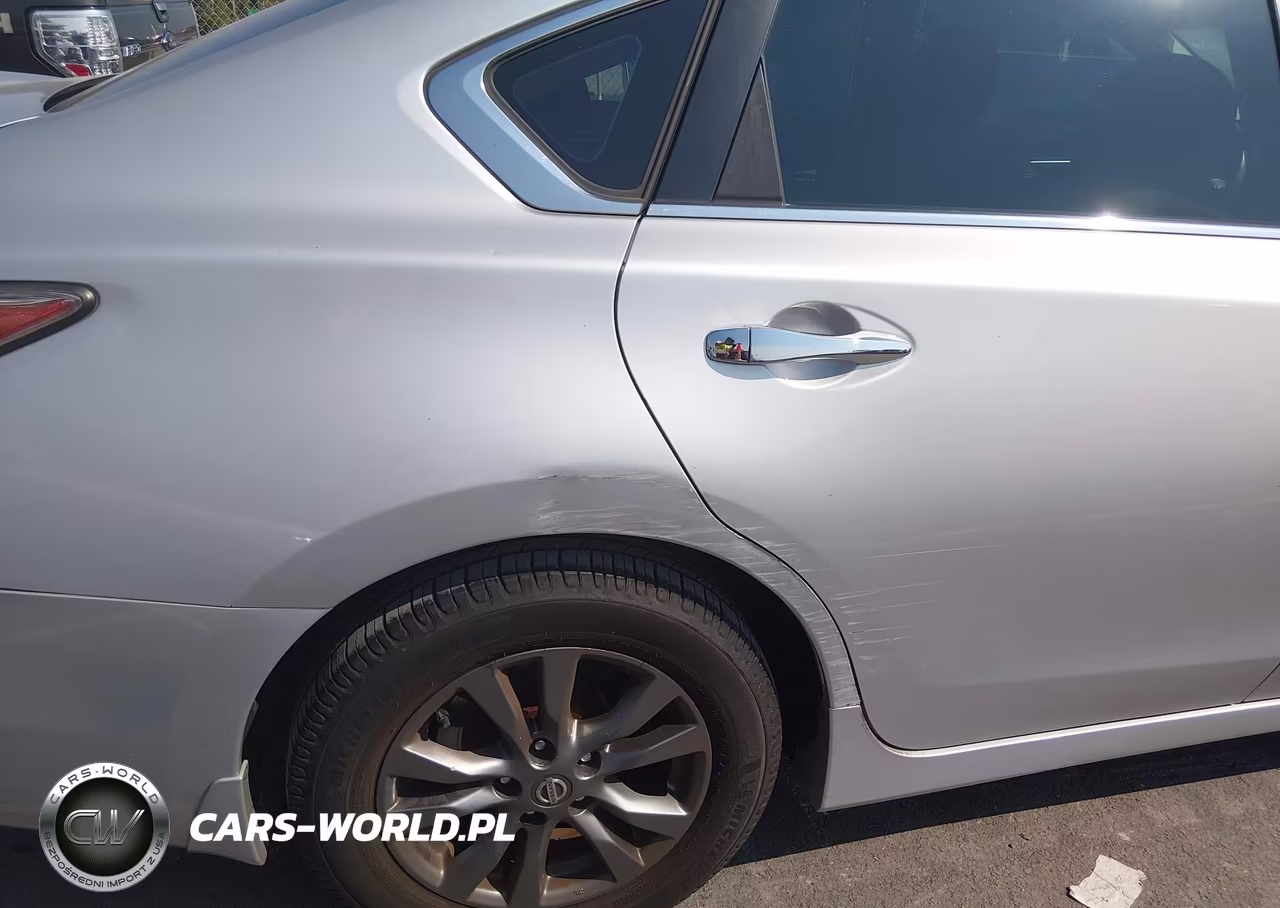 2015 Nissan Altima 2.5 S VIN:1N4AL3AP5FC487167 - 6
