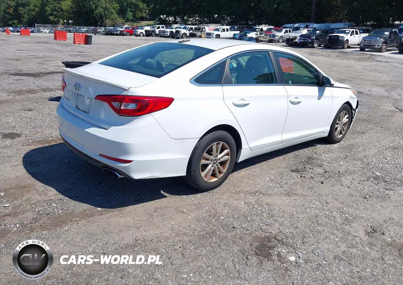2015 Hyundai Sonata Se VIN:5NPE24AF6FH042128 - 4
