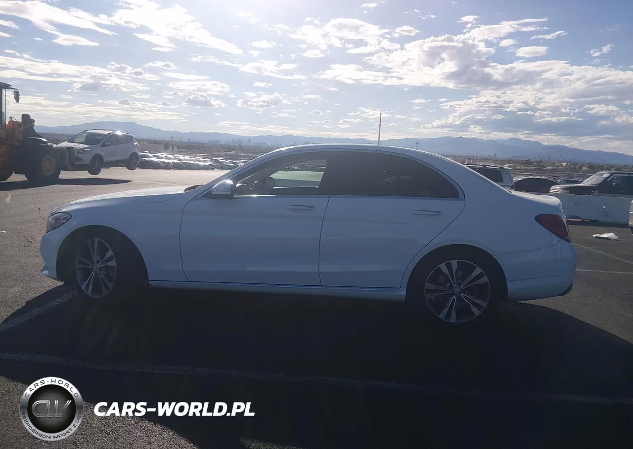 2015 Mercedes-Benz C 300 VIN:55SWF4JB7FU048474 - 13