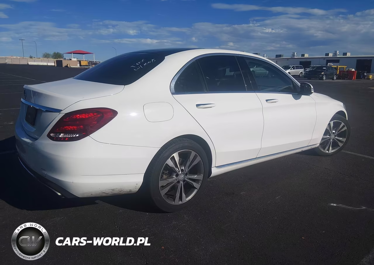 2015 Mercedes-Benz C 300 VIN:55SWF4JB7FU048474 - 4