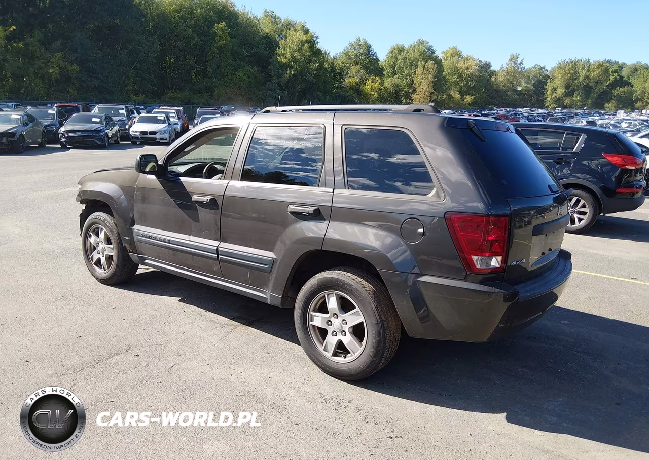2005 Jeep Grand Cherokee Laredo VIN:1J4GR48K95C626356 - 3