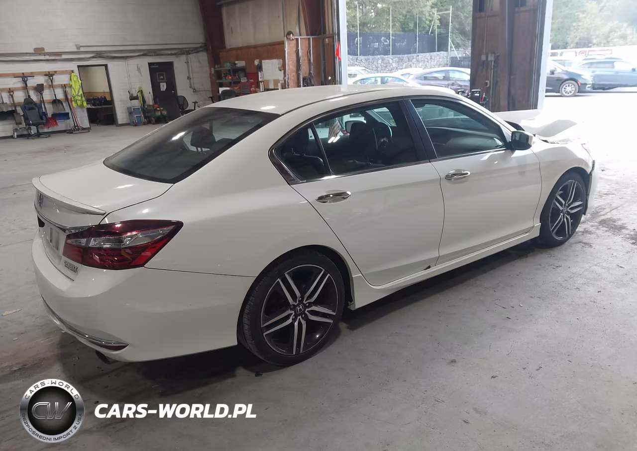 2017 Honda Accord Sport Se VIN:1HGCR2F15HA271058 - 4