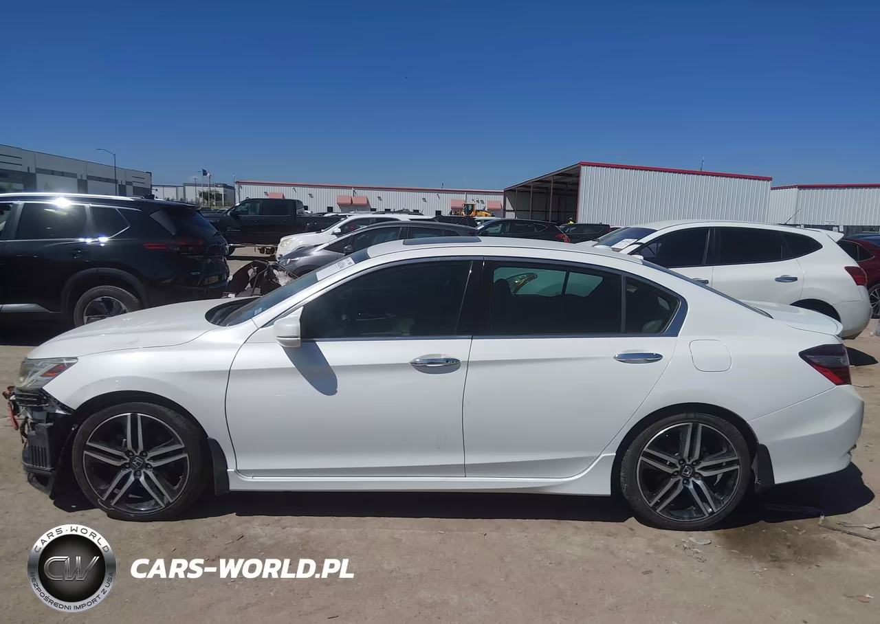 2017 Honda Accord Touring V6 VIN:1HGCR3F95HA002571 - 14