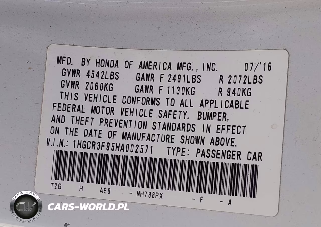 2017 Honda Accord Touring V6 VIN:1HGCR3F95HA002571 - 9