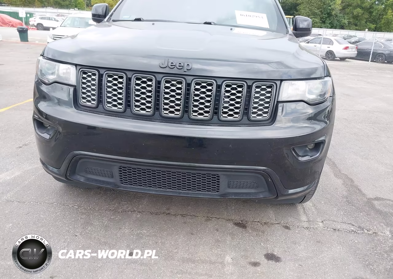 2017 Jeep Grand Cherokee Altitude 4X2 VIN:1C4RJEAG4HC813266 - 6