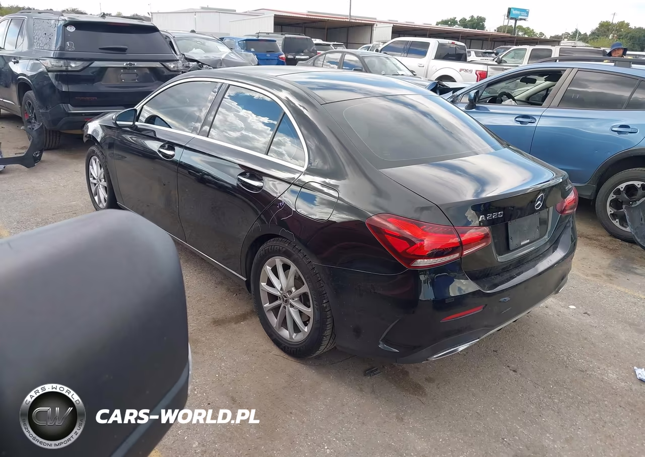 2019 Mercedes-Benz A 220 VIN:WDD3G4EB1KW023657 - 3