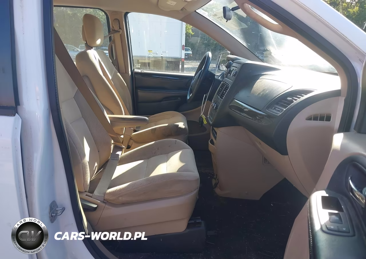 2014 Dodge Grand Caravan American Value Pkg VIN:2C4RDGBG0ER250687 - 5
