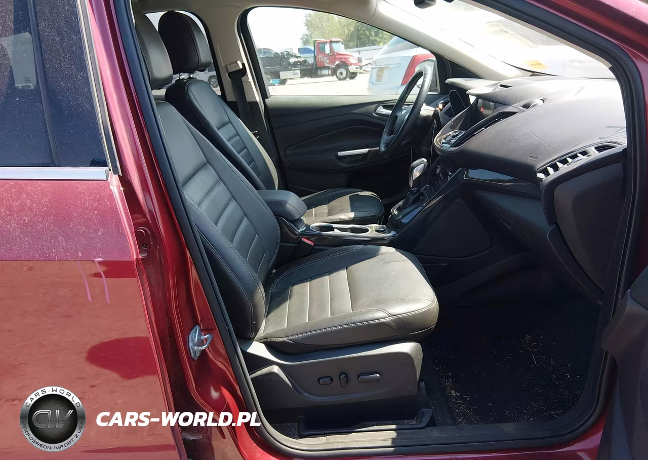 2016 Ford Escape Titanium VIN:1FMCU0JX7GUA08026 - 5