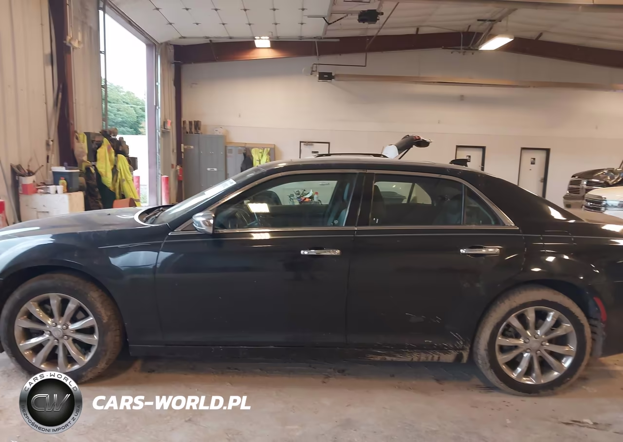 2015 Chrysler 300C Awd VIN:2C3CCAKG8FH736410 - 14
