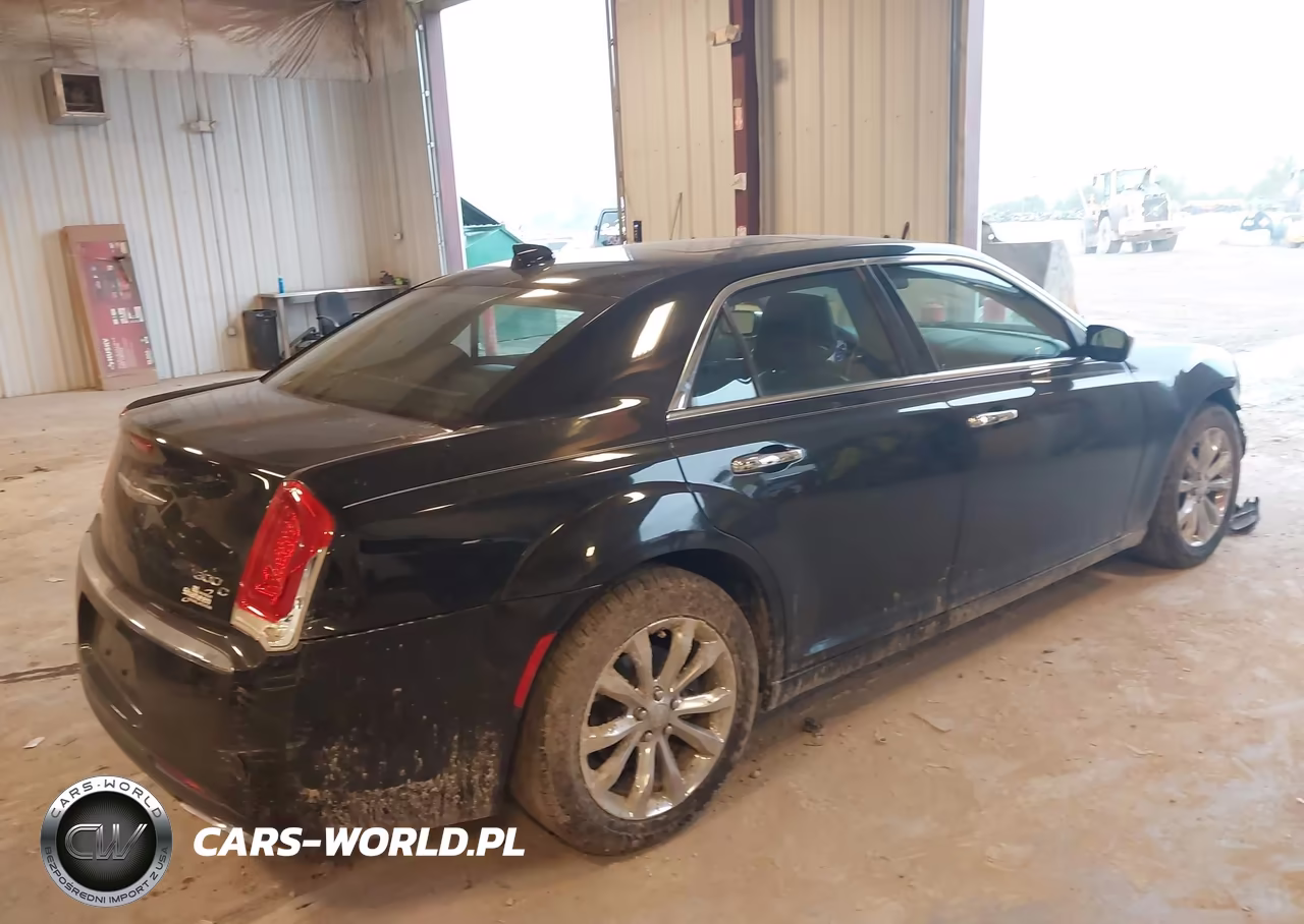 2015 Chrysler 300C Awd VIN:2C3CCAKG8FH736410 - 4