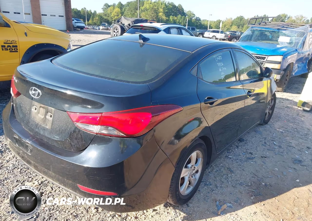 2015 Hyundai Elantra Se VIN:KMHDH4AE5FU328801 - 4
