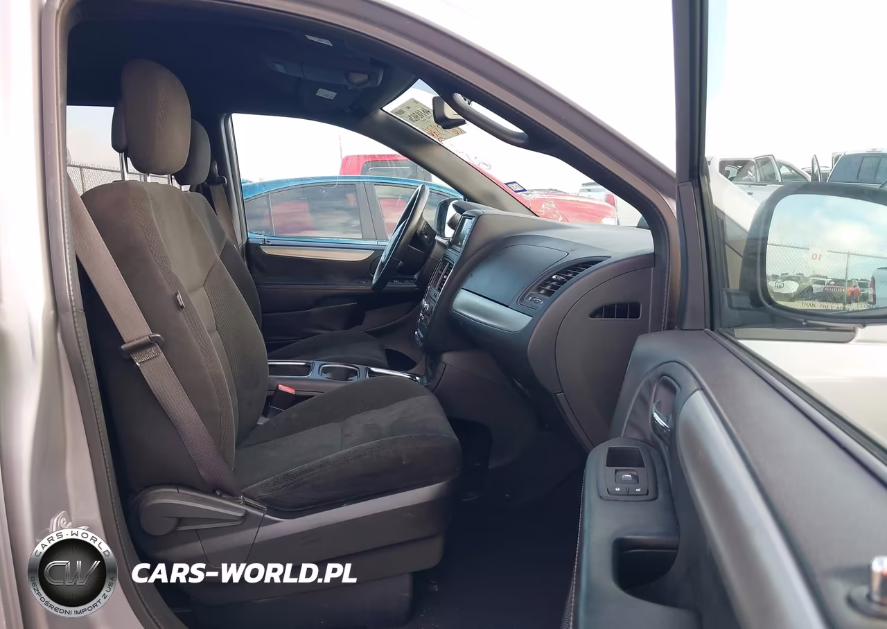 2015 Dodge Grand Caravan Sxt VIN:2C4RDGCG0FR623484 - 5