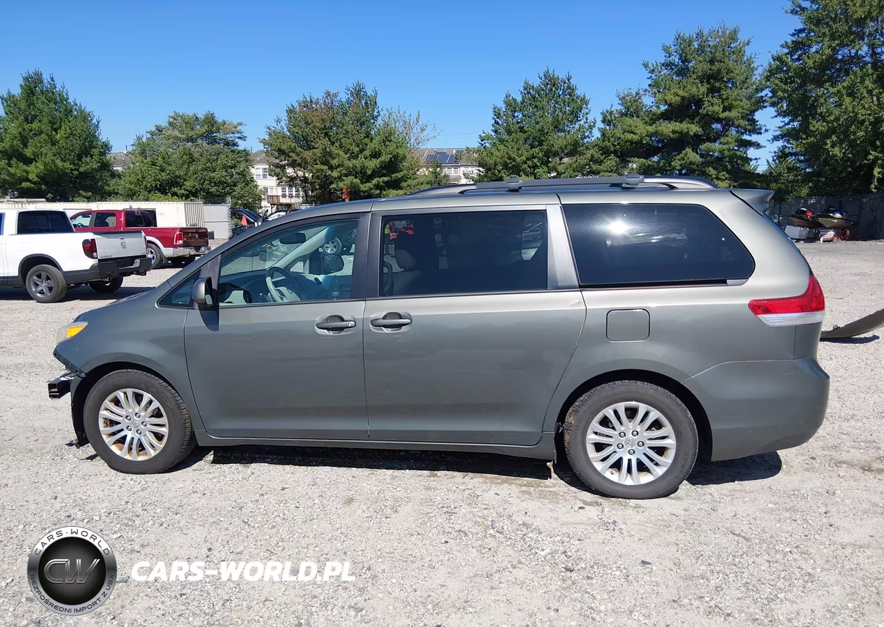 2012 Toyota Sienna Xle V6 8 Passenger VIN:5TDYK3DC0CS196557 - 15