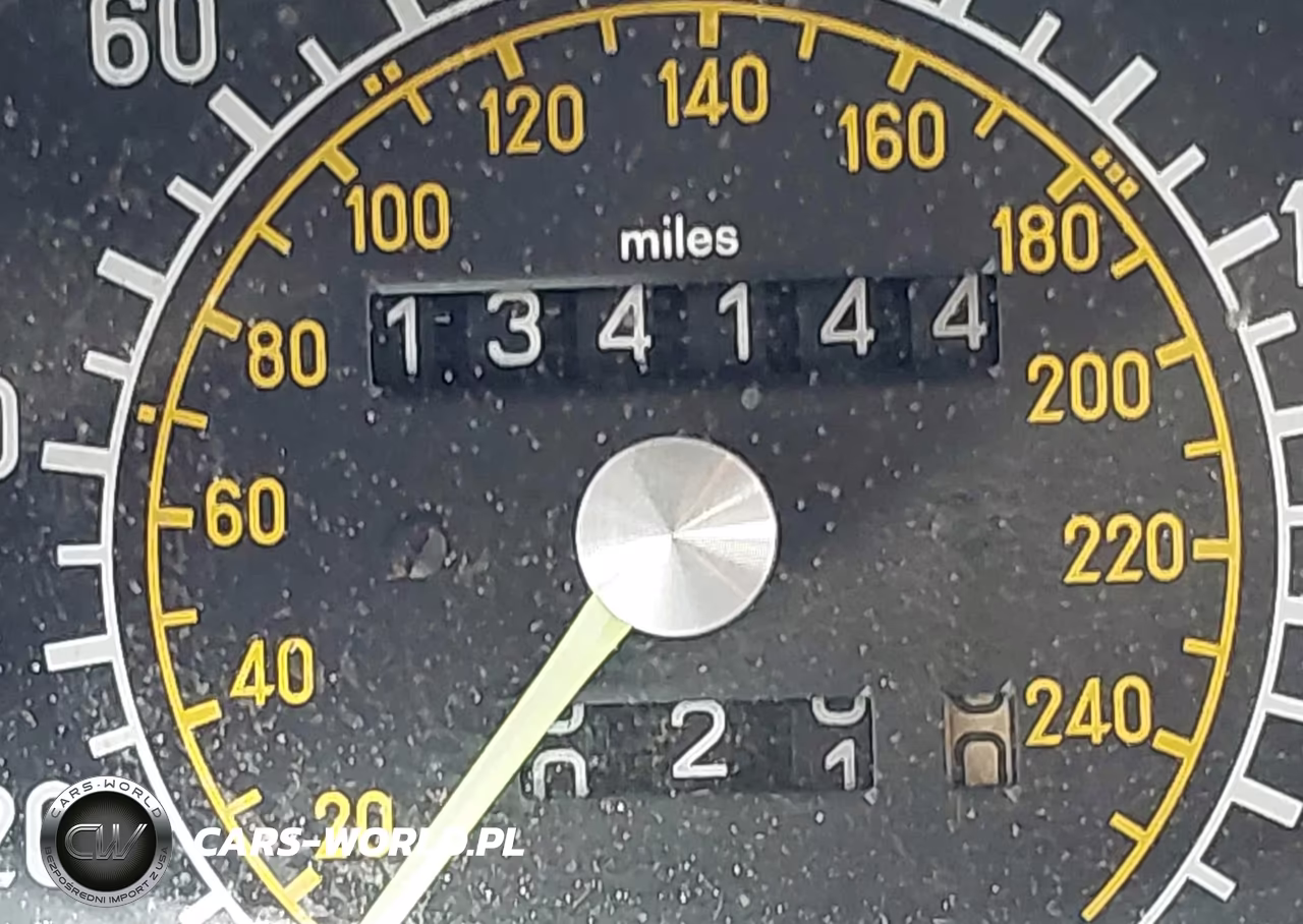 1984 Mercedes-Benz 380 Sl VIN:WDBBA45A0EA006136 - 15