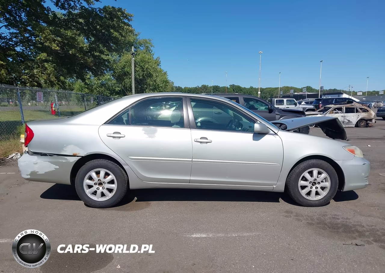 2003 Toyota Camry Le VIN:4T1BE32K63U195802 - 13