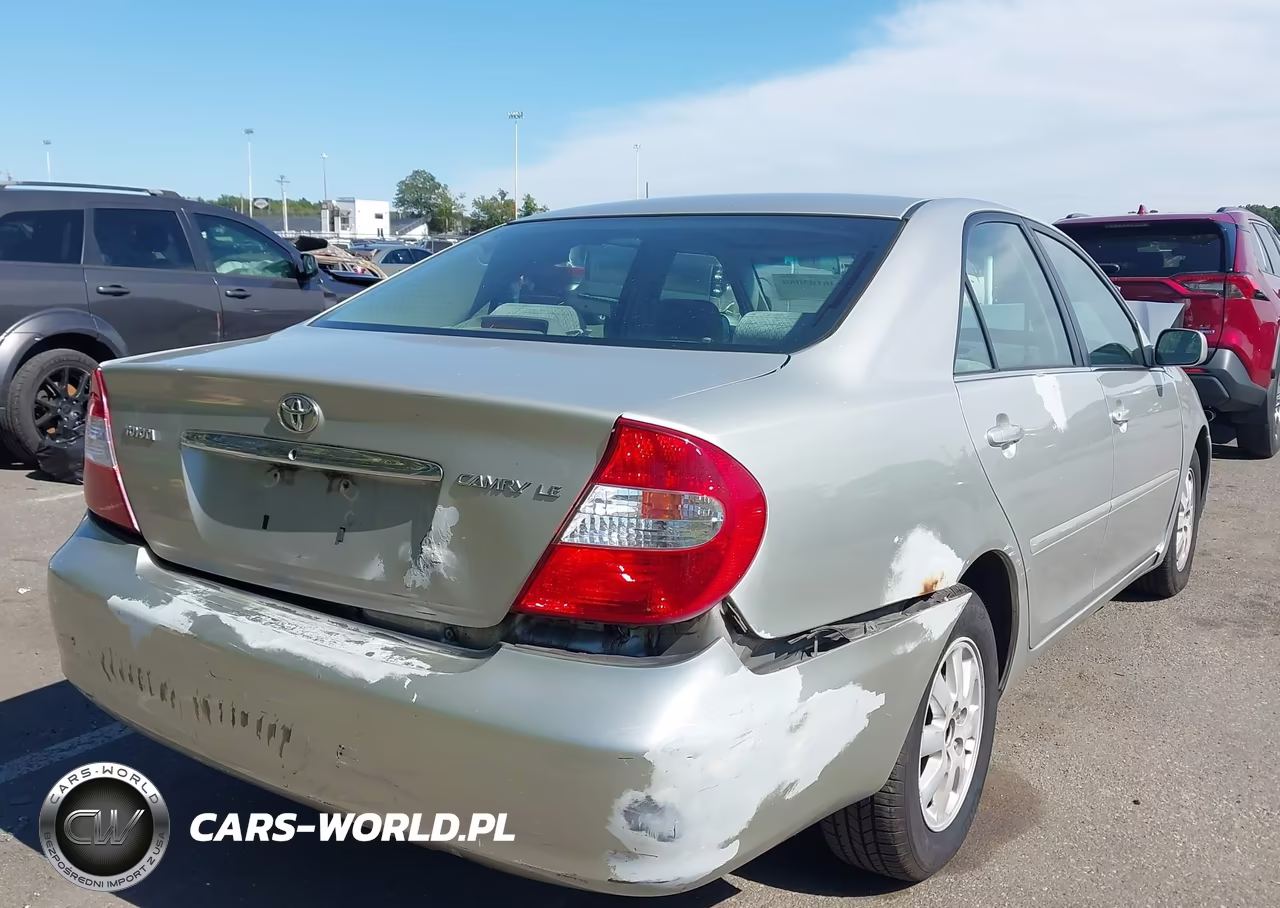 2003 Toyota Camry Le VIN:4T1BE32K63U195802 - 4