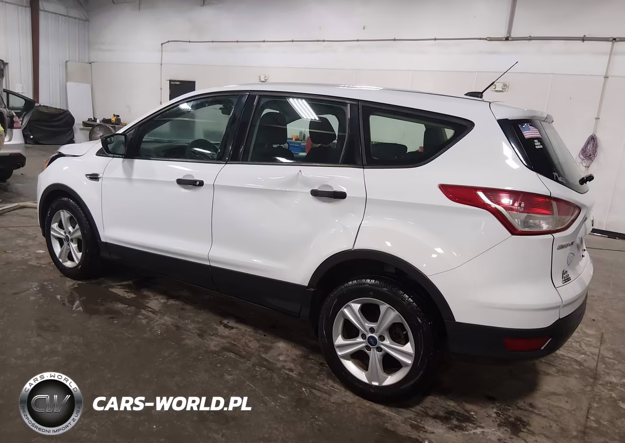2015 Ford Escape S VIN:1FMCU0F73FUC25368 - 3