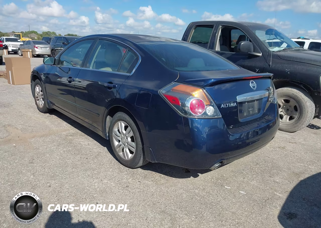 2011 Nissan Altima 2.5 S VIN:1N4AL2AP3BN512589 - 3