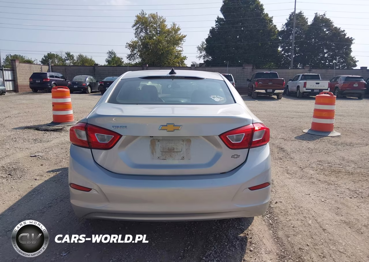 2019 Chevrolet Cruze Ls VIN:1G1BC5SMXK7138662 - 16