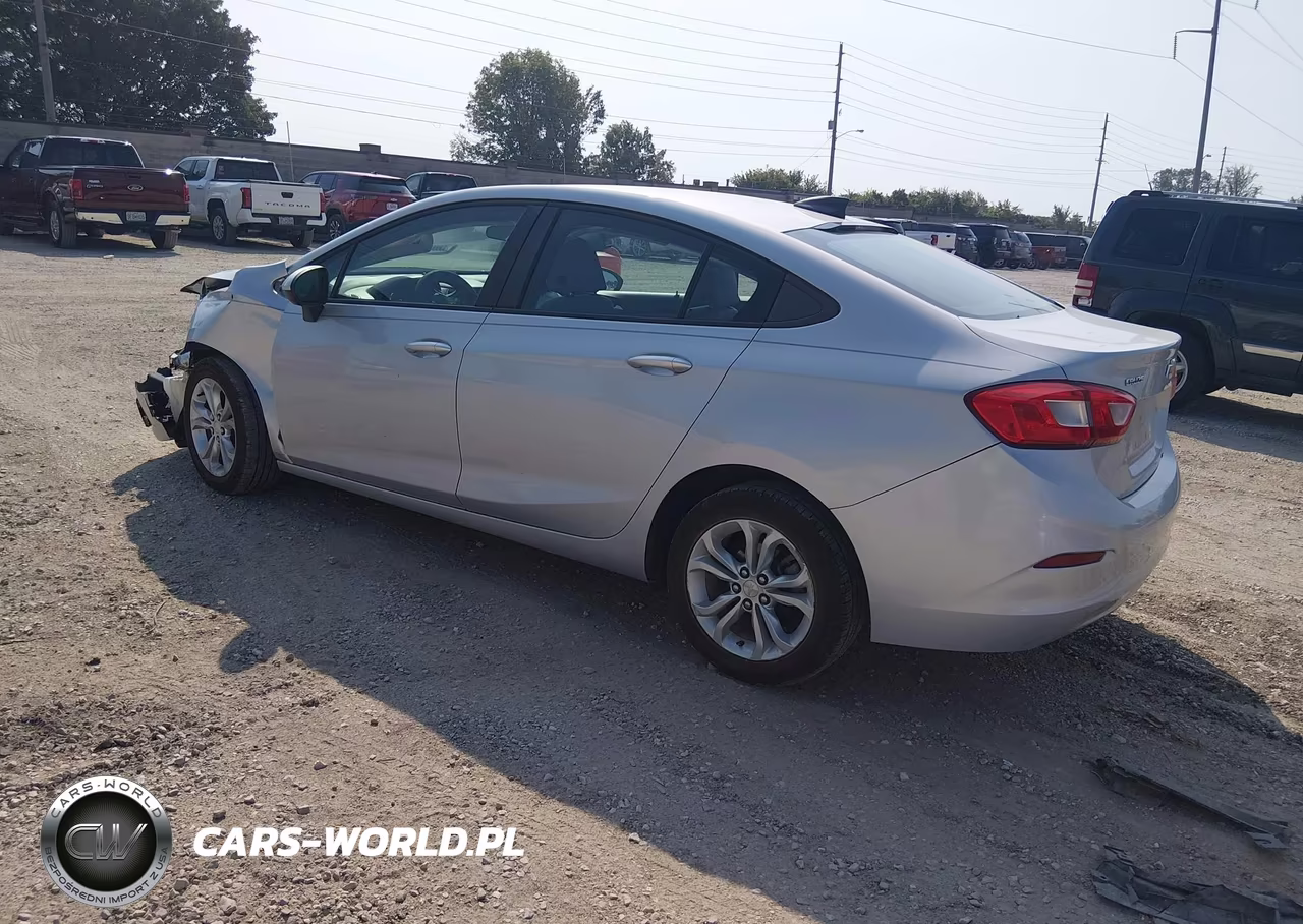 2019 Chevrolet Cruze Ls VIN:1G1BC5SMXK7138662 - 3