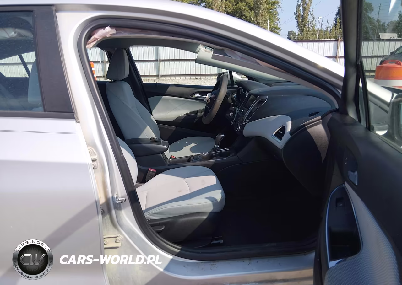 2019 Chevrolet Cruze Ls VIN:1G1BC5SMXK7138662 - 5