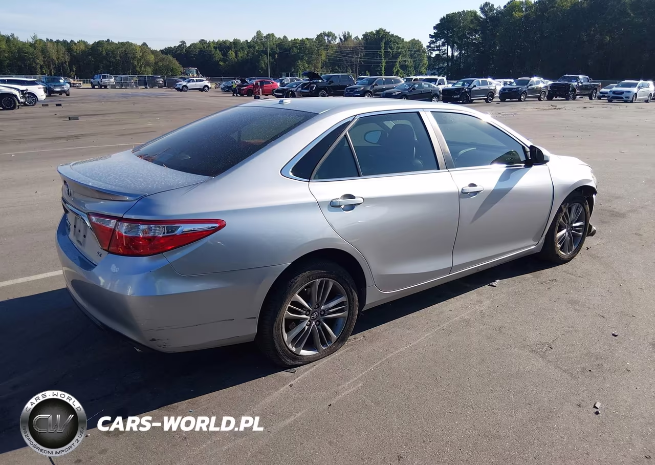2017 Toyota Camry Se VIN:4T1BF1FK9HU427408 - 4