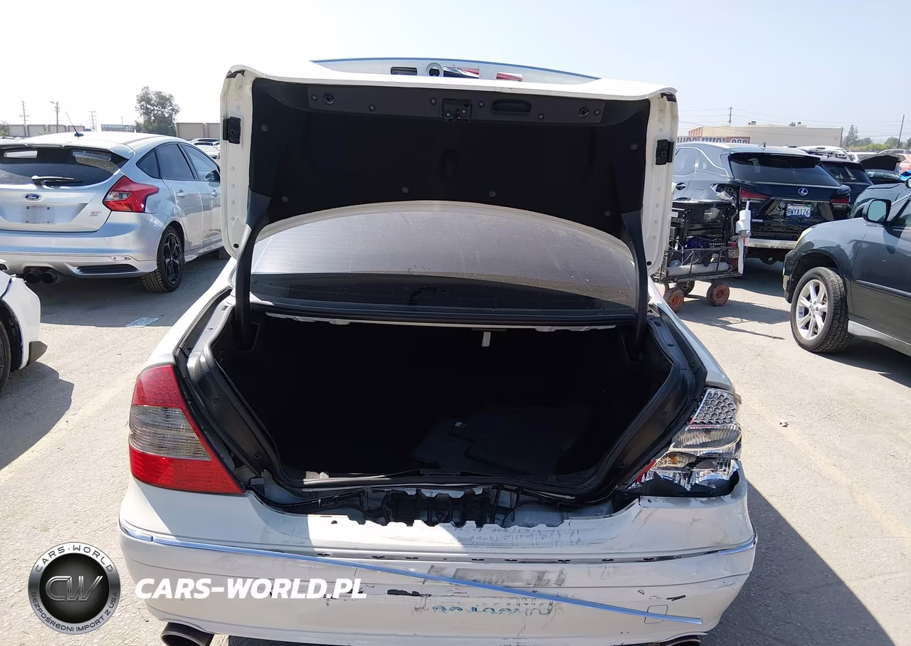 2008 Mercedes-Benz E 550 VIN:WDBUF72X78B241152 - 16