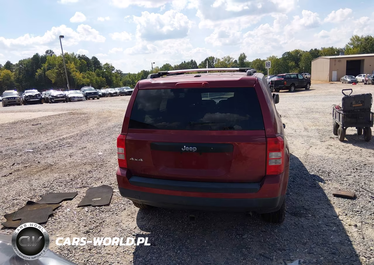 2016 Jeep Patriot Sport VIN:1C4NJRBB9GD725590 - 16