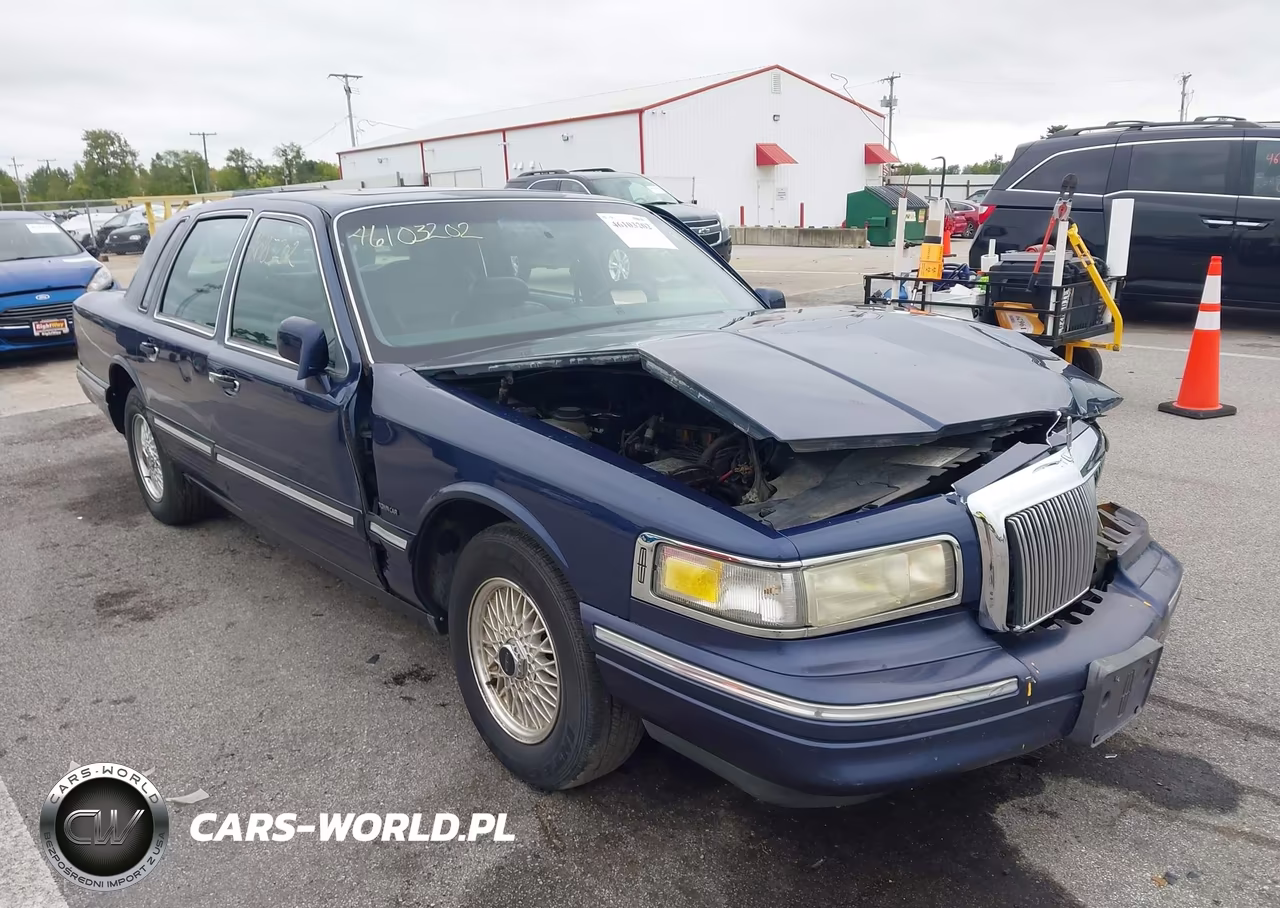 1995 Lincoln Town Car Signature-Spinnaker VIN:1LNLM82W1SY635035 - 12