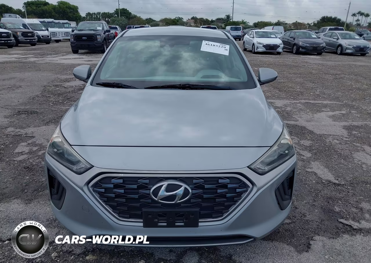 2020 Hyundai Ioniq Hybrid Blue VIN:KMHC65LC1LU218116 - 12