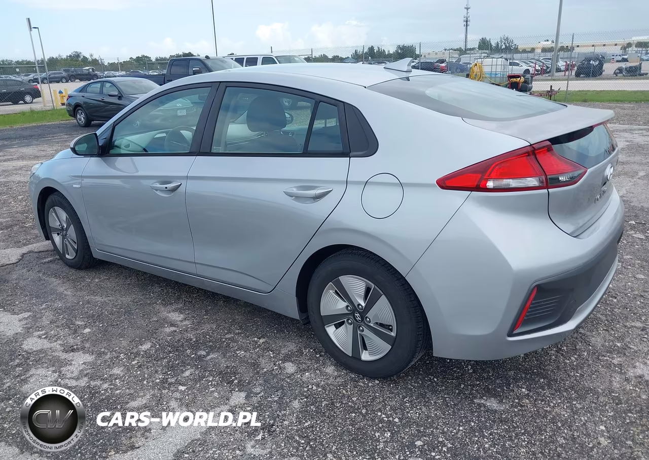 2020 Hyundai Ioniq Hybrid Blue VIN:KMHC65LC1LU218116 - 3