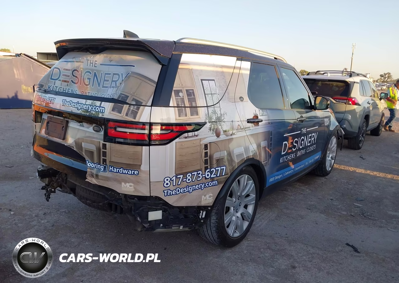 2019 Land Rover Discovery Hse VIN:SALRR2RV6K2402418 - 4