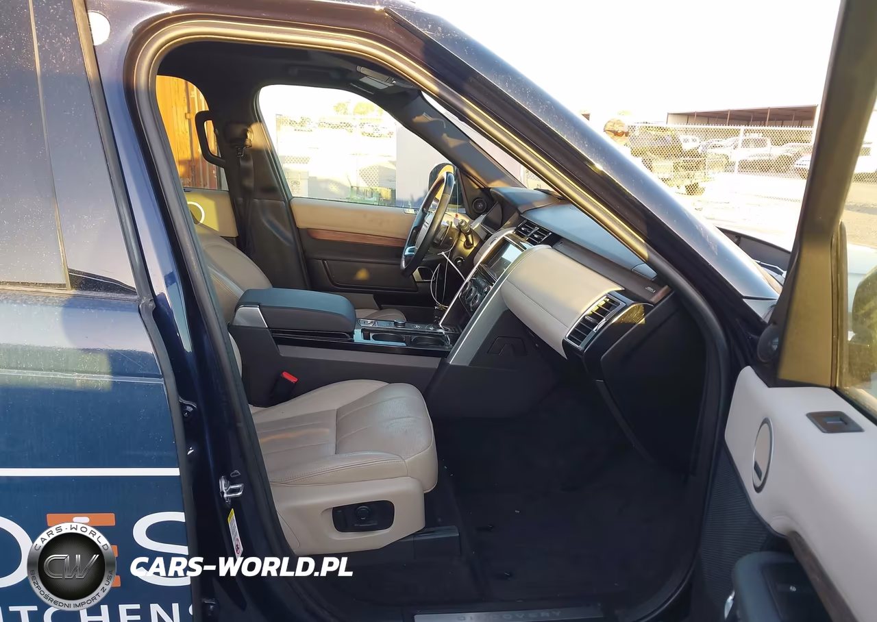 2019 Land Rover Discovery Hse VIN:SALRR2RV6K2402418 - 5