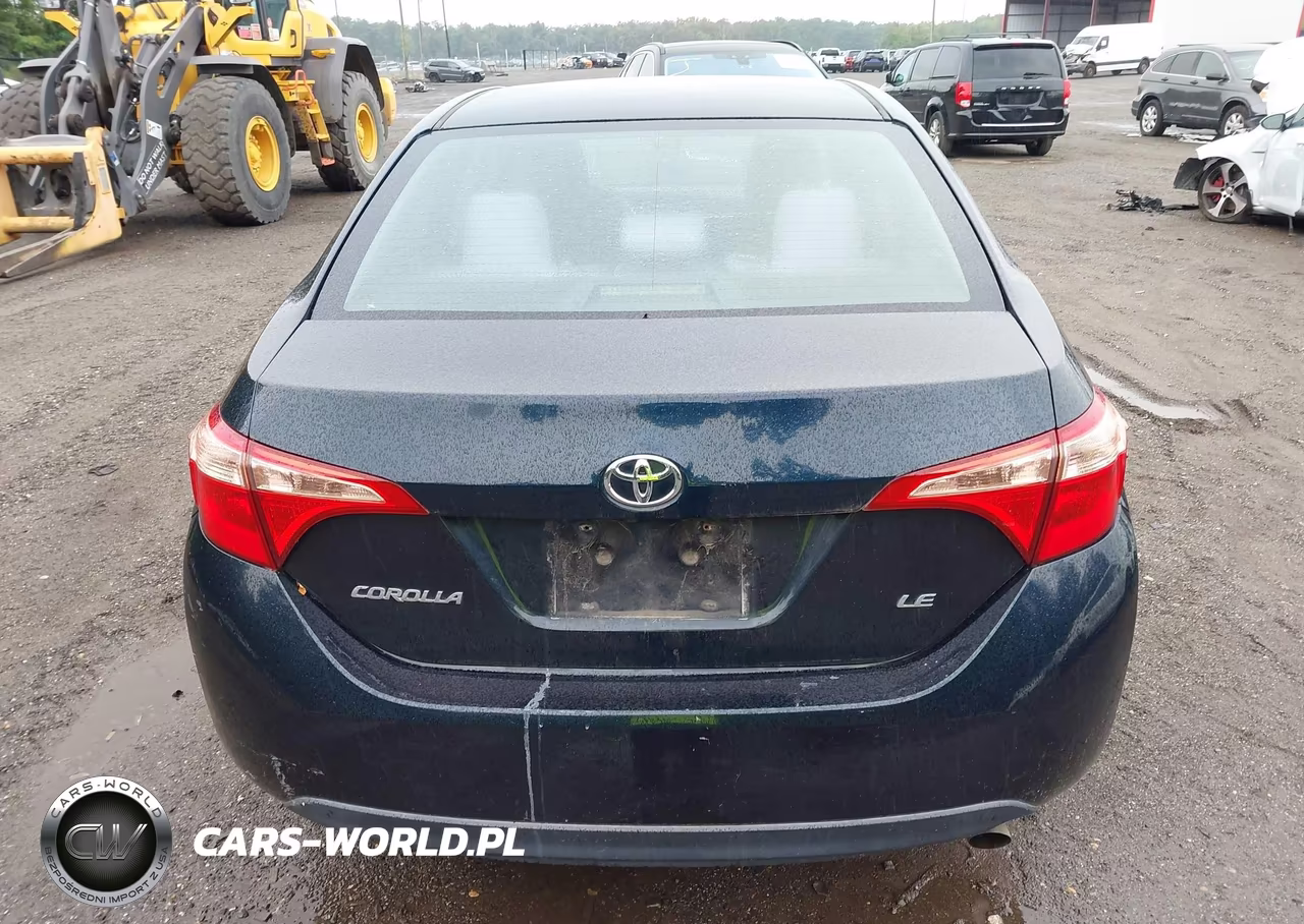 2018 Toyota Corolla Le VIN:2T1BURHE3JC095713 - 16