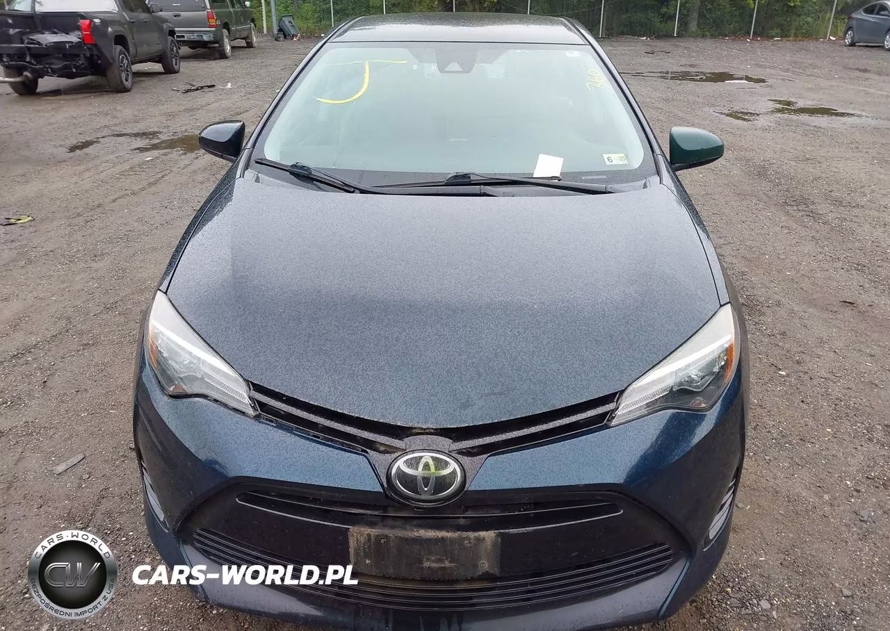 2018 Toyota Corolla Le VIN:2T1BURHE3JC095713 - 6