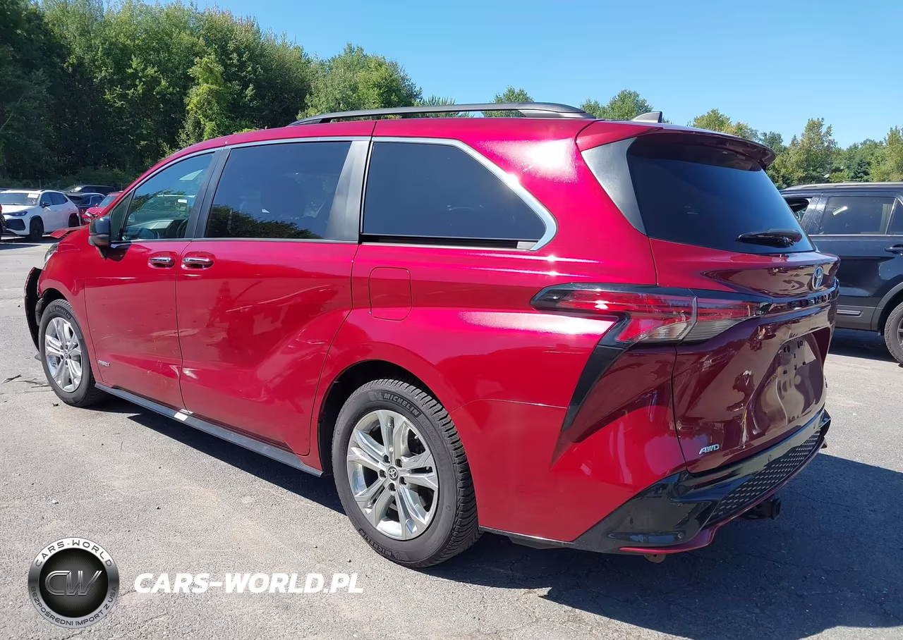 2021 Toyota Sienna Xse VIN:5TDDSKFC2MS007799 - 3