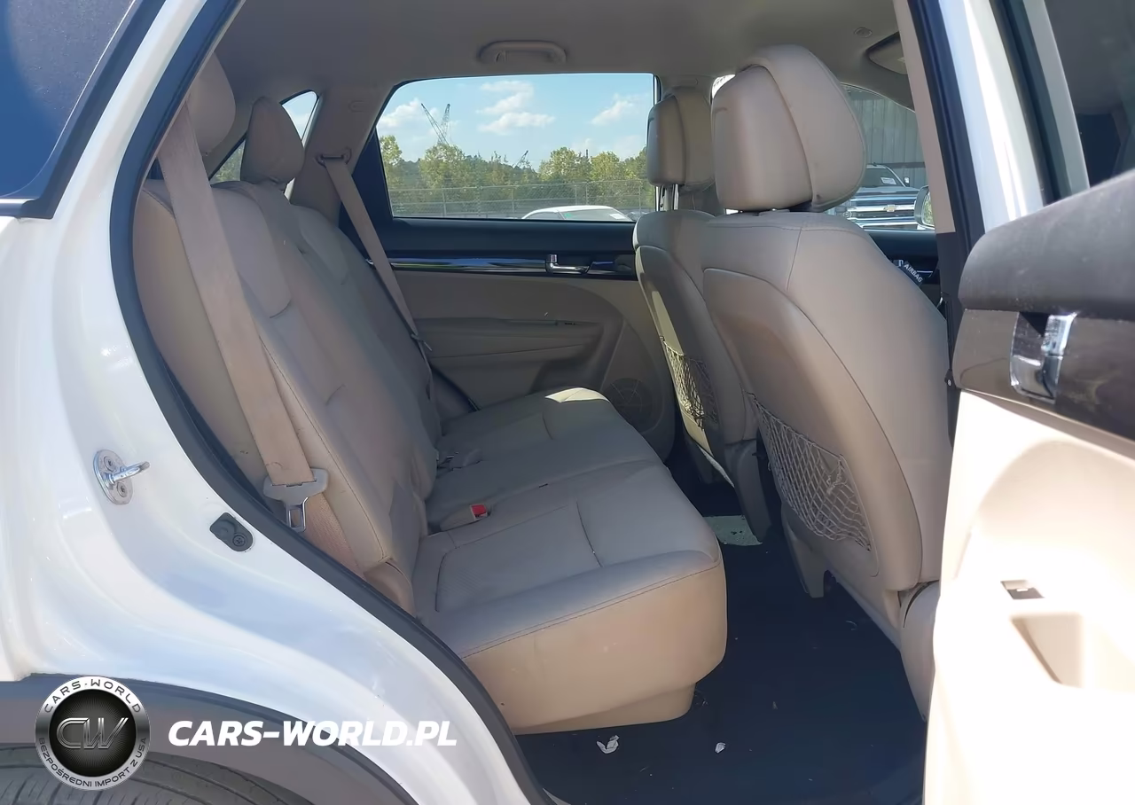 2012 Kia Sorento Lx VIN:5XYKT3A19CG216890 - 8