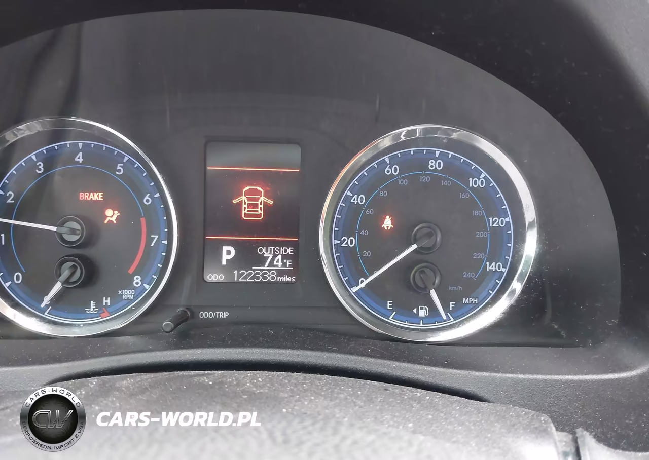 2018 Toyota Corolla Le VIN:2T1BURHE4JC071632 - 7