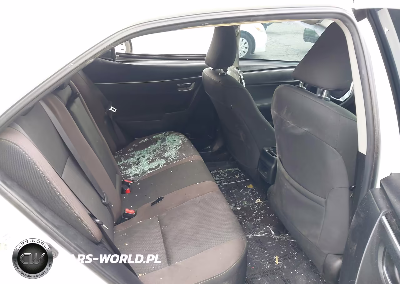 2018 Toyota Corolla Le VIN:2T1BURHE4JC071632 - 8