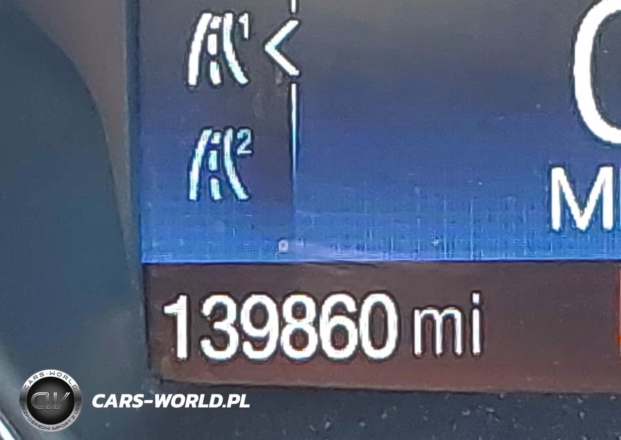 2018 Ford Escape Se VIN:1FMCU9GDXJUA01435 - 16