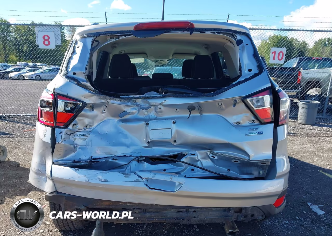 2018 Ford Escape Se VIN:1FMCU9GDXJUA01435 - 17