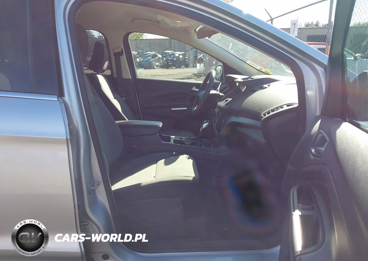 2018 Ford Escape Se VIN:1FMCU9GDXJUA01435 - 5
