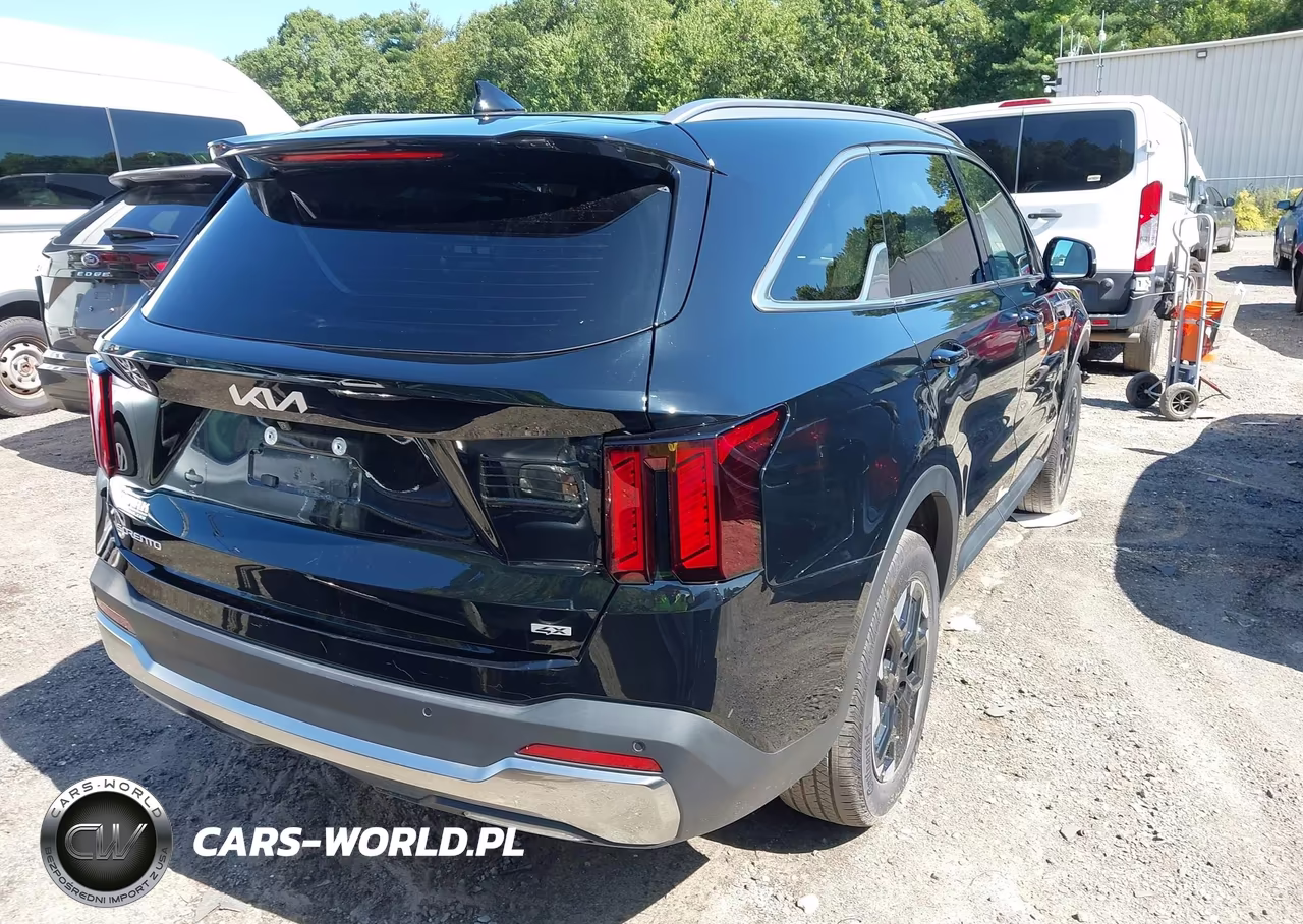 2025 Kia Sorento S VIN:5XYRLDJC5SG334052 - 4