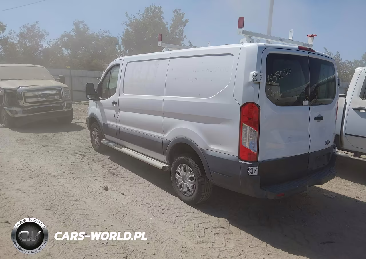 2015 Ford Transit-250 VIN:1FTNR1ZM0FKA35030 - 3