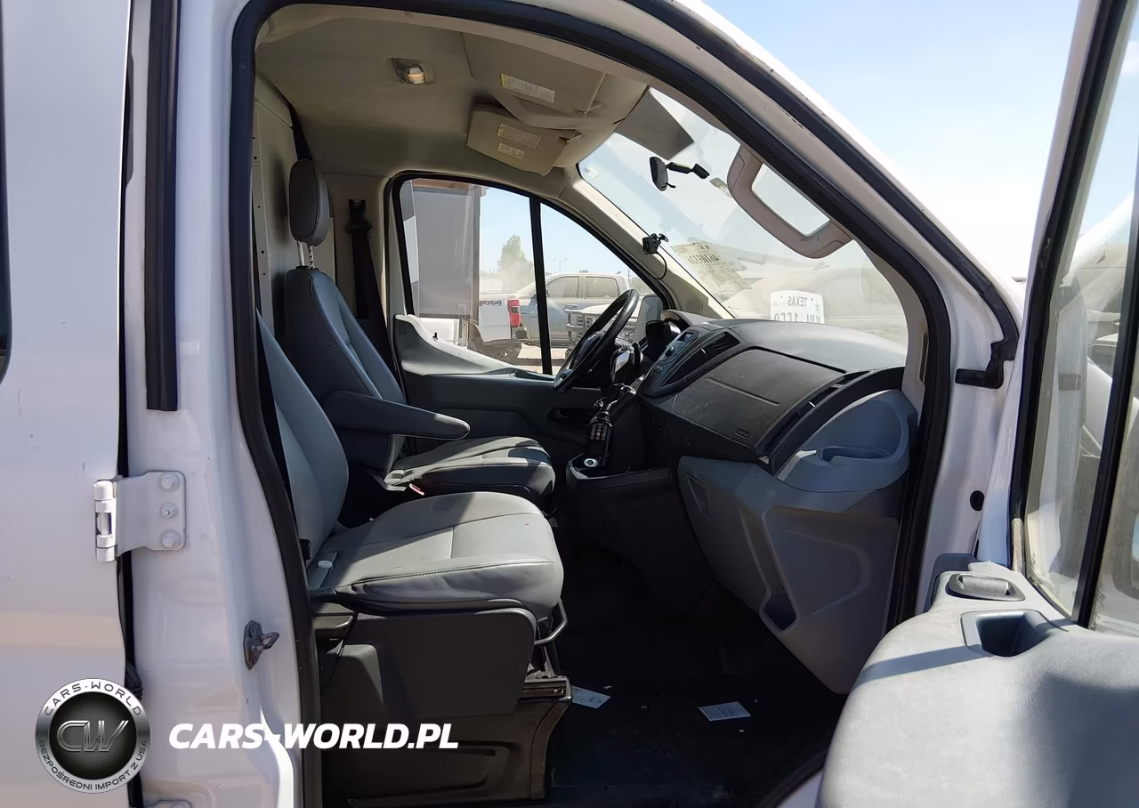 2015 Ford Transit-250 VIN:1FTNR1ZM0FKA35030 - 5
