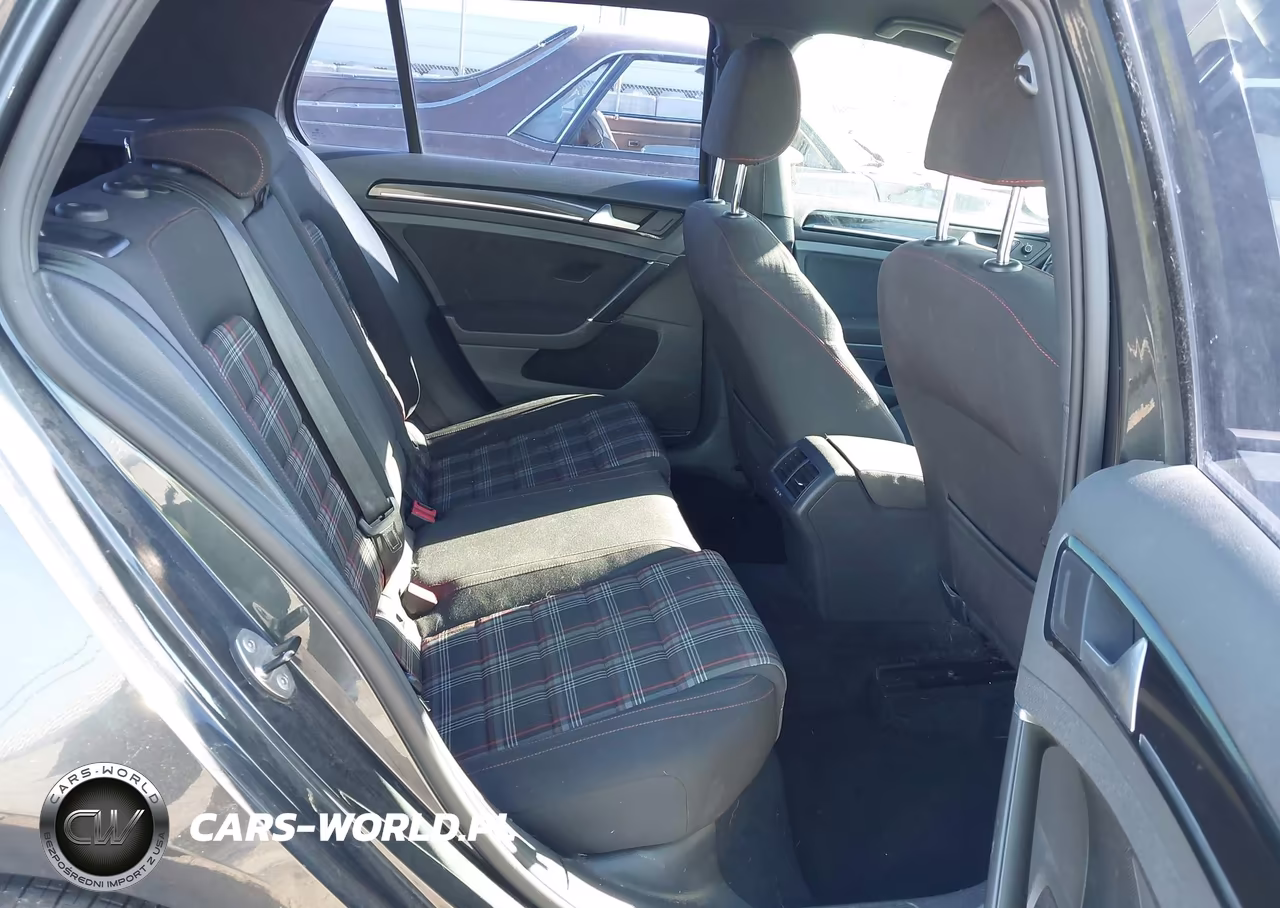 2015 Volkswagen Golf Gti 2.0T S 4-Door VIN:3VW4T7AU5FM007855 - 8