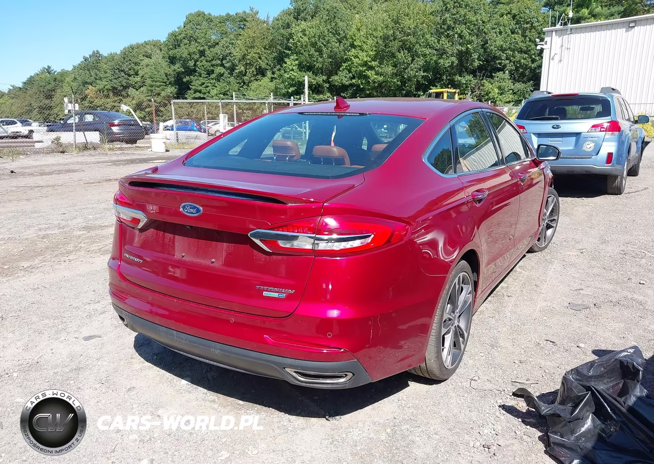 2019 Ford Fusion Titanium VIN:3FA6P0D97KR264503 - 4