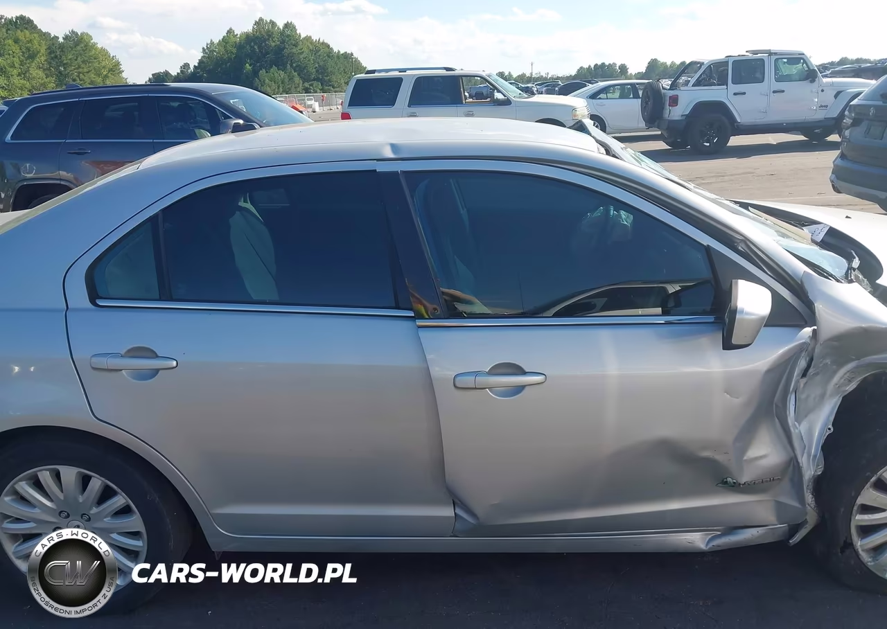 2010 Ford Fusion Hybrid VIN:3FADP0L33AR171285 - 13